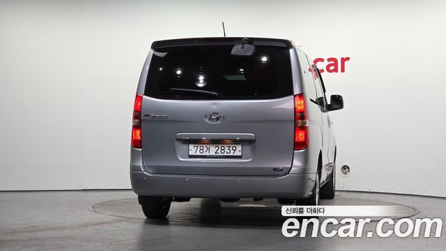 Hyundai Grand Starex 12-Seater LPi Smart 2019 — фото 4