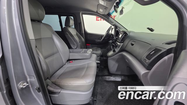 Hyundai Grand Starex 12-Seater LPi Smart 2019 — фото 10