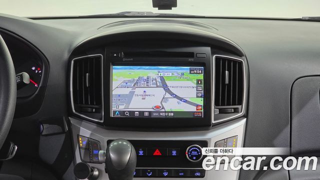 Hyundai Grand Starex 12-Seater LPi Smart 2019 — фото 16