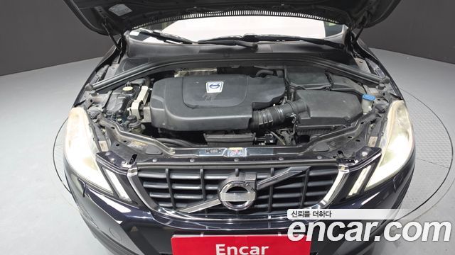 Volvo XC60 D5 AWD 1st 2012 — фото 6