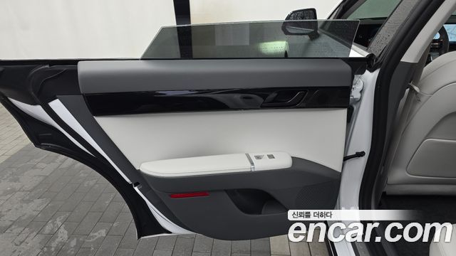 Hyundai Grandeur Hybrid (GN7) Exclusive 2023 — фото 31