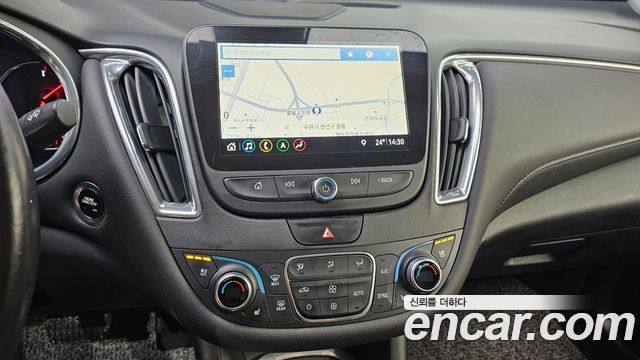 Chevrolet Malibu 1.3 Turbo Premier 2019 — фото 14