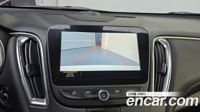 Chevrolet Malibu 1.3 Turbo Premier 2019 — фото 15