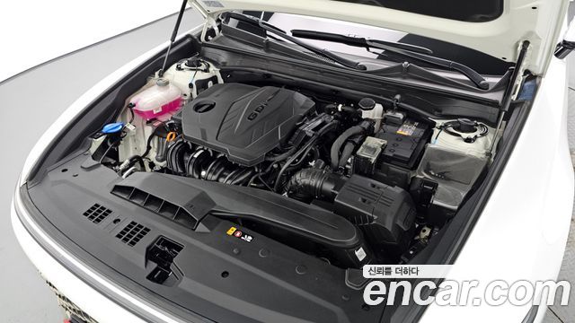 Hyundai Grandeur (GN7) 2,5 Gasoline 2WD Calligraphy 2025 — фото 6