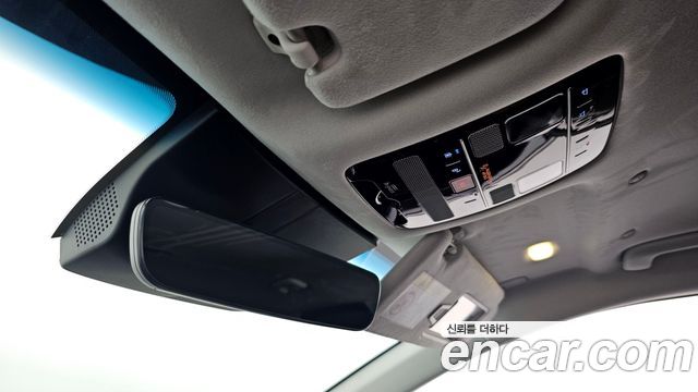 Hyundai Grandeur (GN7) 2,5 Gasoline 2WD Calligraphy 2025 — фото 20