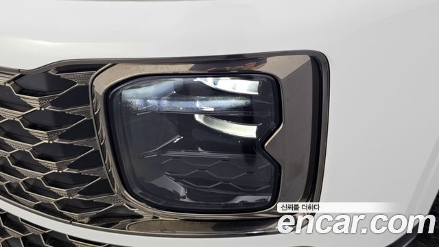 Hyundai Grandeur (GN7) 2,5 Gasoline 2WD Calligraphy 2025 — фото 22