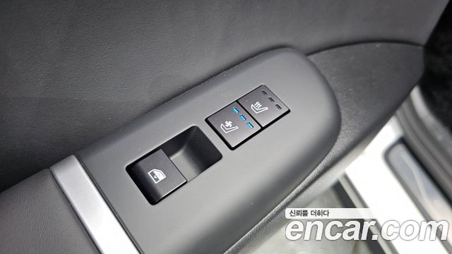 Hyundai Grandeur (GN7) 2,5 Gasoline 2WD Calligraphy 2025 — фото 29