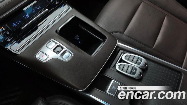 Hyundai Grandeur (IG) 3.0 LPi Premium Choice 2020 — фото 9