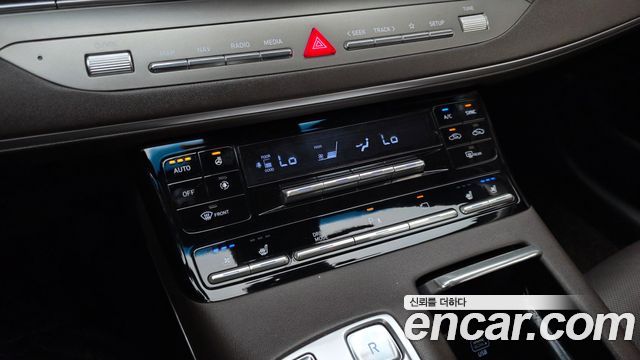 Hyundai Grandeur (IG) 3.0 LPi Premium Choice 2020 — фото 17