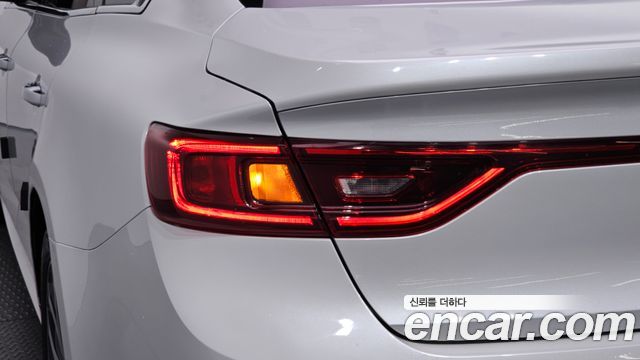 Renault Korea SM6 2.0 GDe LE 2016 — фото 23