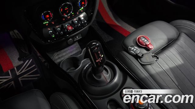 MINI Cooper S Clubman JCW T51 Edition 2020 — фото 9