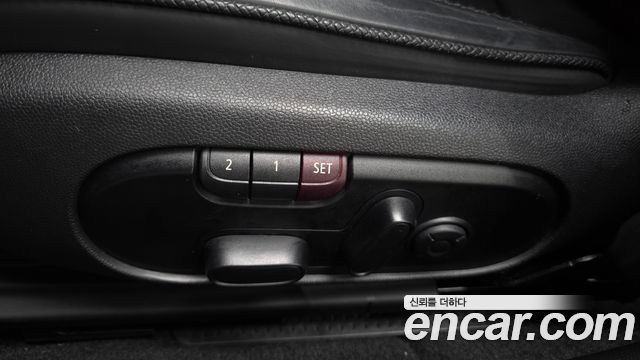 MINI Cooper S Clubman JCW T51 Edition 2020 — фото 21