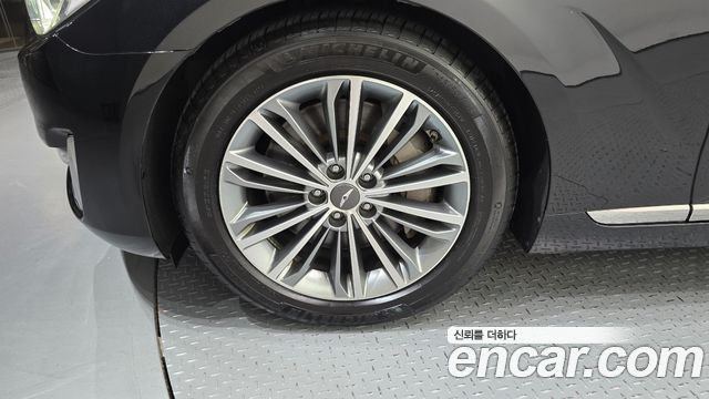 Genesis EQ900 3.3 T-GDI AWD Premiun Luxury 2016 — фото 5