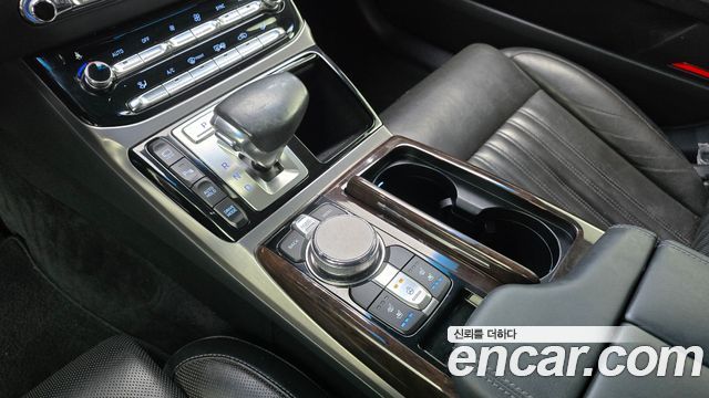 Genesis EQ900 3.3 T-GDI AWD Premiun Luxury 2016 — фото 9