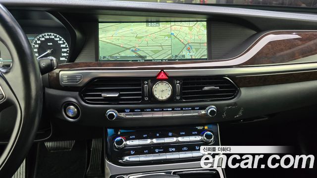 Genesis EQ900 3.3 T-GDI AWD Premiun Luxury 2016 — фото 14