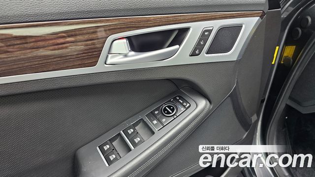 Genesis G80 3.3 GDI Luxury 2017 — фото 16
