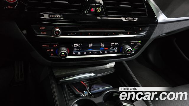 BMW 5 Series (G30) 530i xDrive M Sport Package Plus 2017 — фото 33