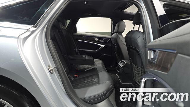 Audi A6 (C8) 40 TDI Quattro Premium 2021 — фото 12