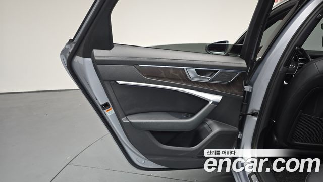 Audi A6 (C8) 40 TDI Quattro Premium 2021 — фото 25