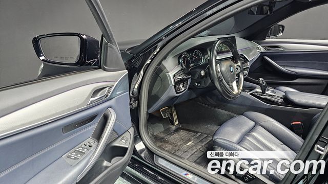 BMW 5 Series (G30) 530i M Sport Package 2017 — фото 13