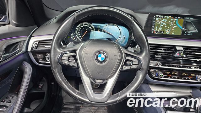 BMW 5 Series (G30) 530i M Sport Package 2017 — фото 14