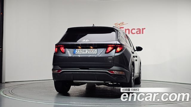 Hyundai Tucson (NX4) Gasoline 1.6 Turbo 4WD Premium 2023 — фото 4