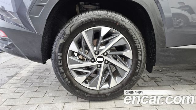 Hyundai Tucson (NX4) Gasoline 1.6 Turbo 4WD Premium 2023 — фото 5