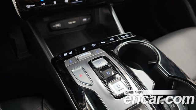 Hyundai Tucson (NX4) Gasoline 1.6 Turbo 4WD Premium 2023 — фото 9