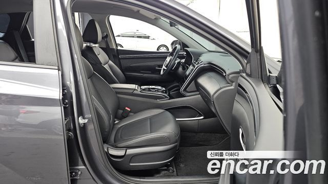 Hyundai Tucson (NX4) Gasoline 1.6 Turbo 4WD Premium 2023 — фото 11