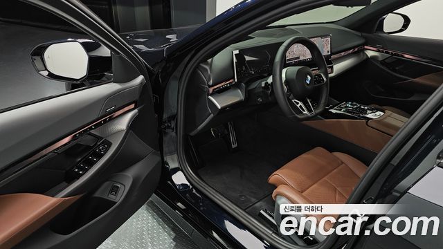 BMW 5 Series (G60) 530i xDrive M Sport 2026 — фото 10