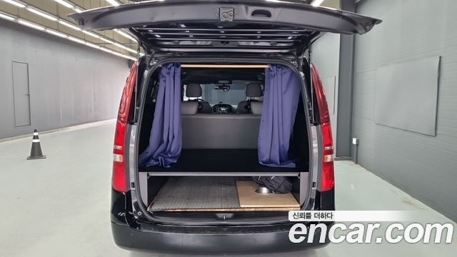 Hyundai Grand Starex Van 5-Seater Smart 2021 — фото 19