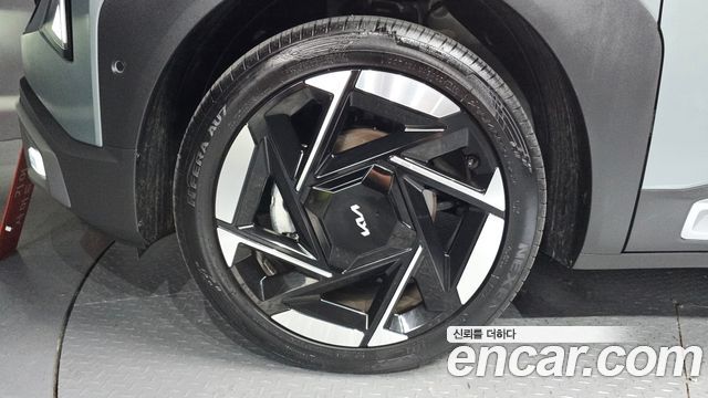 Kia Seltos (II) HEV 1.6 2WD Signature 2026 — фото 5