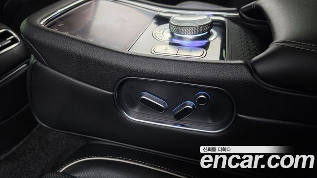 Genesis G90 (RS4) Gasoline 3.5 Turbo 2WD 2023 — фото 30