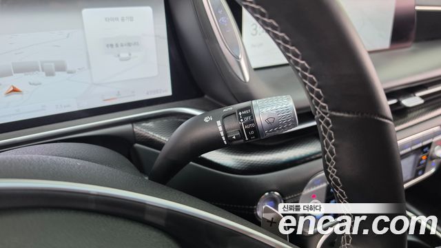 Genesis G90 (RS4) Gasoline 3.5 Turbo 2WD 2023 — фото 38