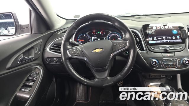 Chevrolet Malibu 1.5 Turbo LT Deluxe 2017 — фото 16