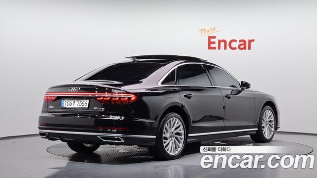Audi A8 (D5) 55 TFSI Quattro LWB 2021 — фото 2