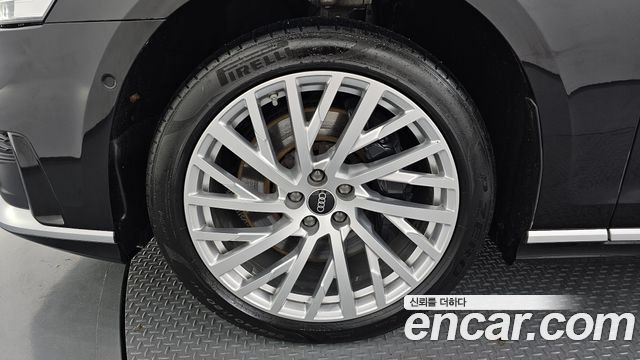 Audi A8 (D5) 55 TFSI Quattro LWB 2021 — фото 5