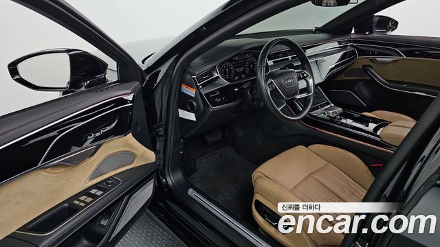 Audi A8 (D5) 55 TFSI Quattro LWB 2021 — фото 10