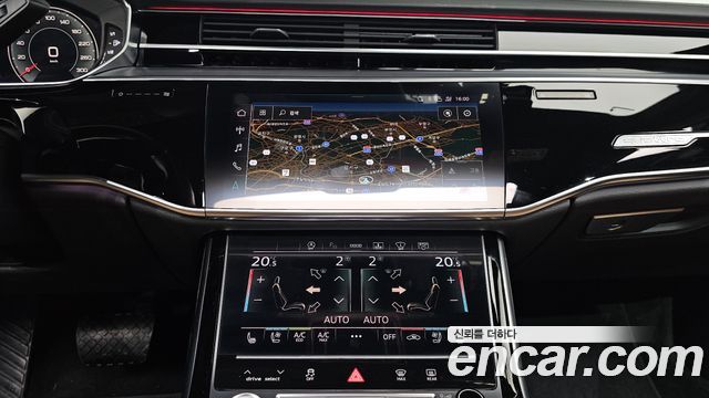 Audi A8 (D5) 55 TFSI Quattro LWB 2021 — фото 18