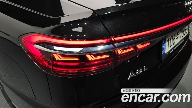 Audi A8 (D5) 55 TFSI Quattro LWB 2021 — фото 29
