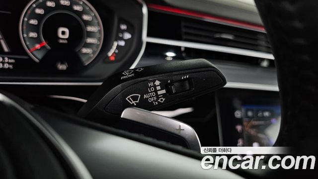 Audi A8 (D5) 55 TFSI Quattro LWB 2021 — фото 38