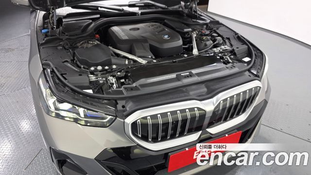 BMW 5 Series (G60) 530i xDrive M Sport 2025 — фото 6