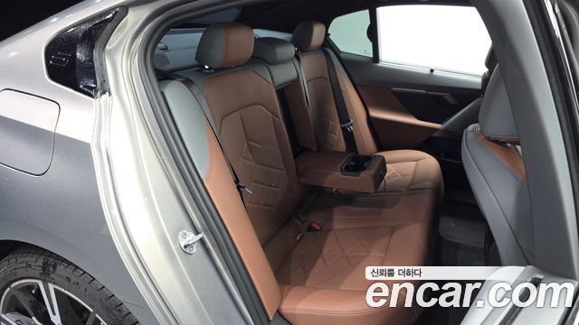 BMW 5 Series (G60) 530i xDrive M Sport 2025 — фото 12