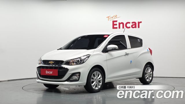 Chevrolet Spark Premier 2022 — фото 1