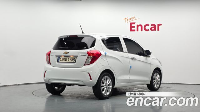 Chevrolet Spark Premier 2022 — фото 2