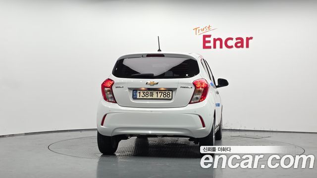 Chevrolet Spark Premier 2022 — фото 4