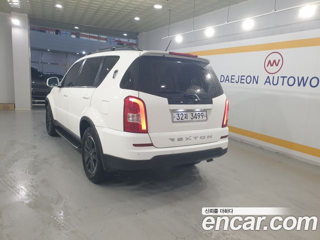 KG Mobility (SsangYong) Rexton W 2.0 4WD RX7 Luxury 2013 — фото 5