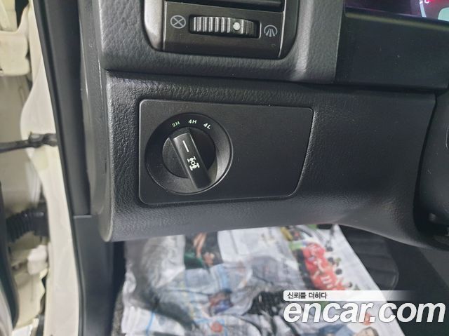 KG Mobility (SsangYong) Rexton W 2.0 4WD RX7 Luxury 2013 — фото 17