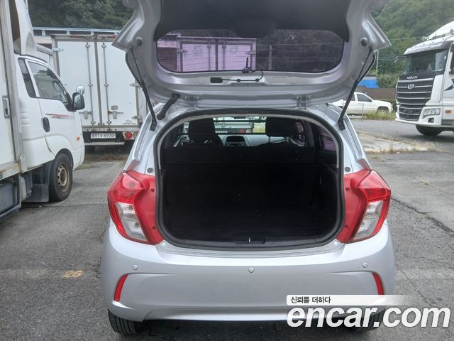 Chevrolet Next Spark Van 2017 — фото 18