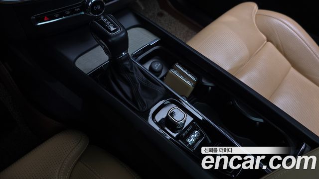 Volvo XC60 (II) D5 Inscription 2019 — фото 9
